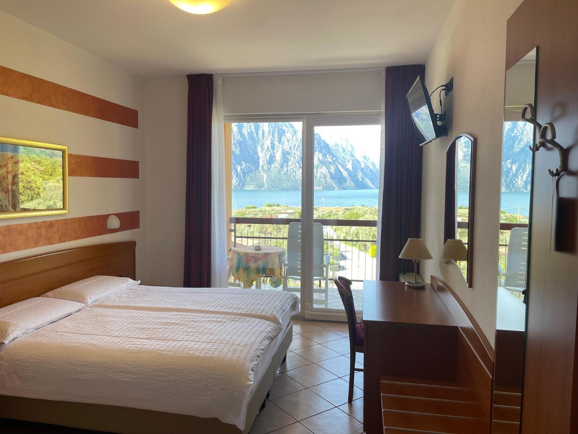 Hotel Casa Chincarini Malcesine Extérieur photo